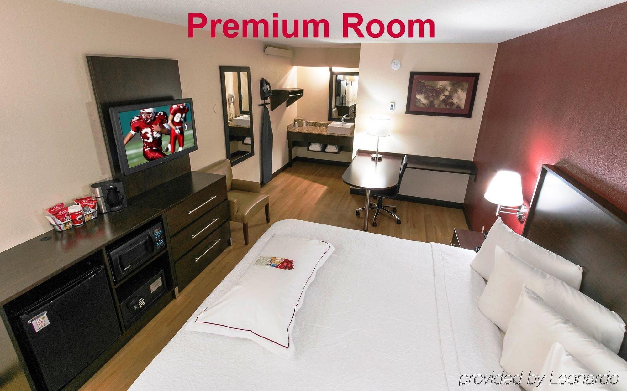 Red Roof Inn Plus+ Baltimore - Washington Dc/Bwi South Hanover Exterior photo